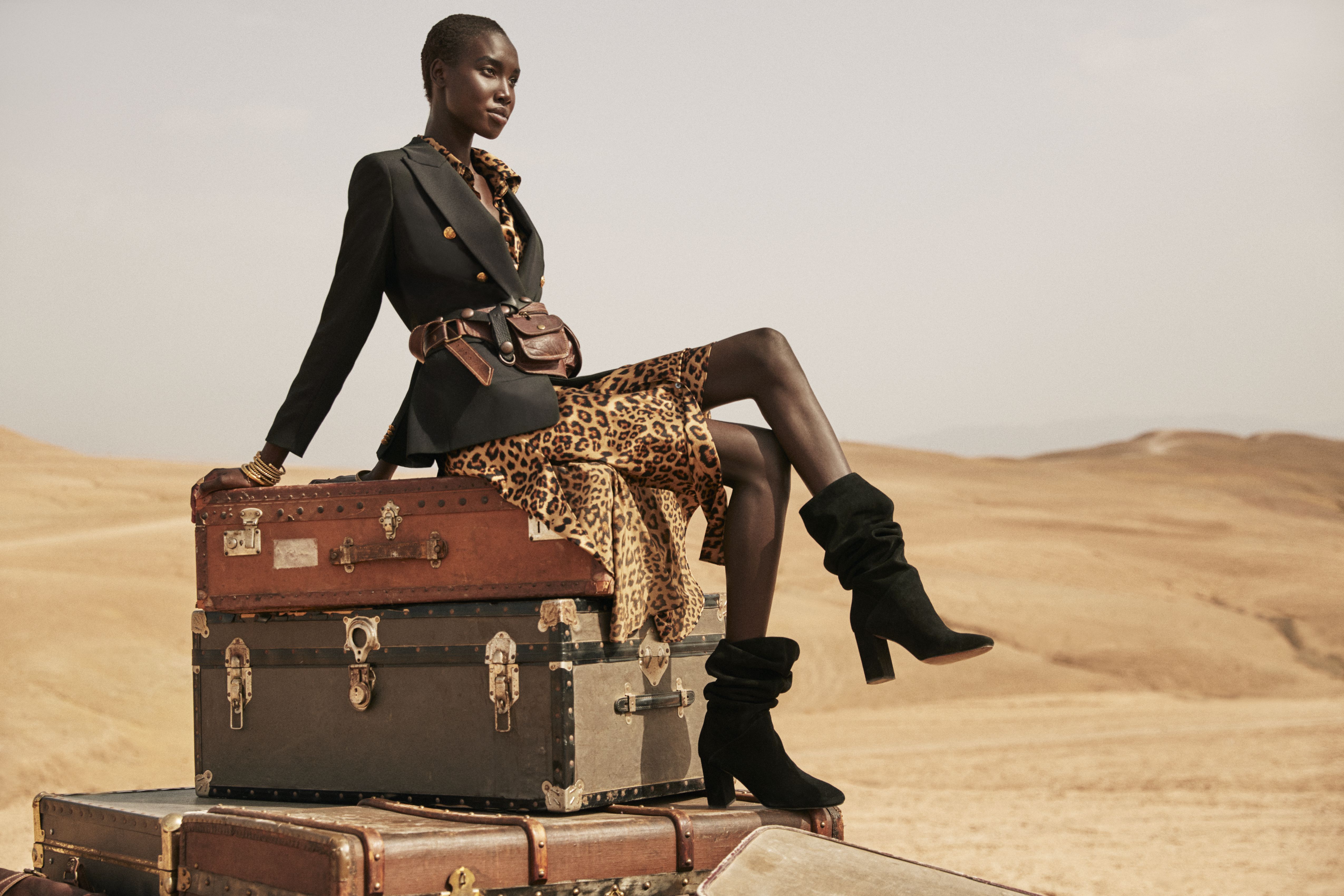 American Clothing Brand Banana Republic Owned by Gap Lands in Australia